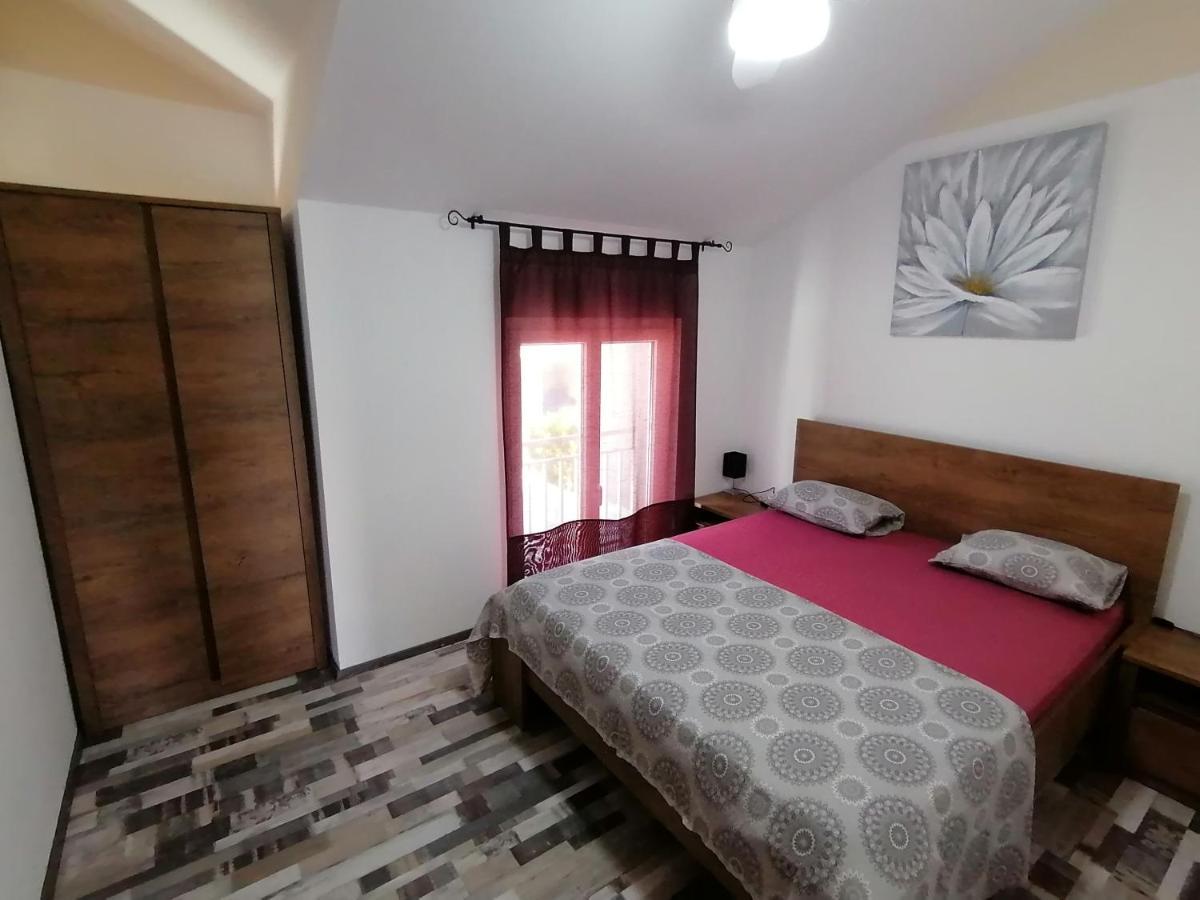 Вилла House Srima-Vodice Dalmatia Экстерьер фото
