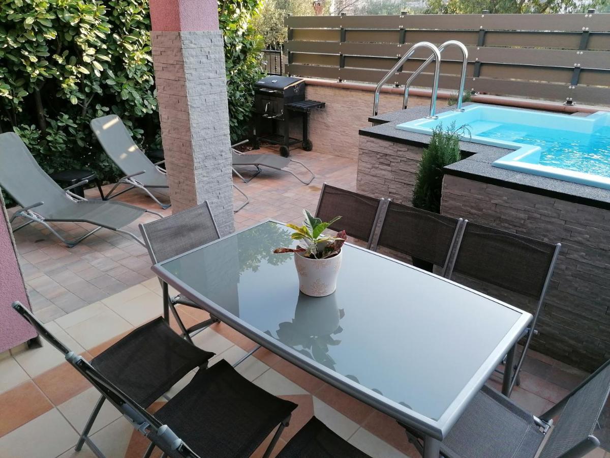Вилла House Srima-Vodice Dalmatia Экстерьер фото